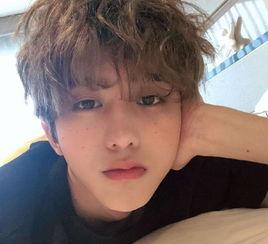 蔡徐坤爆料吴京视频,揭秘影视圈不为人知的一面